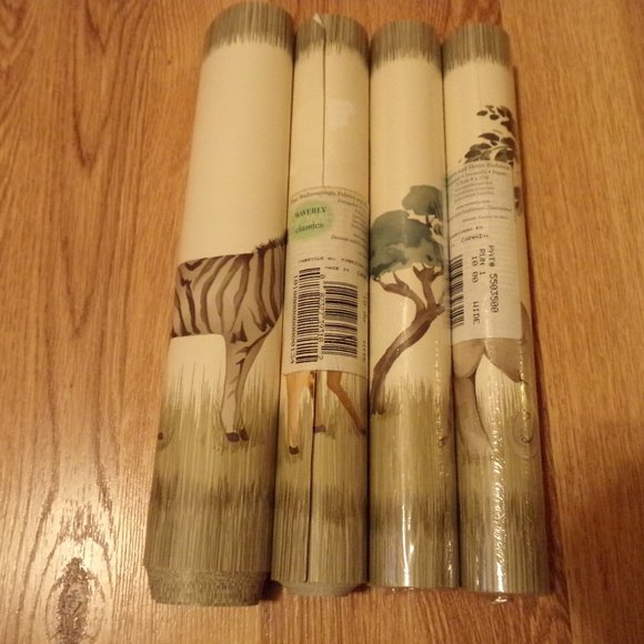 African Safari Animals Tiger Elephant Giraffe Green Grass Cream Wallpaper Border - Picture 12 of 15